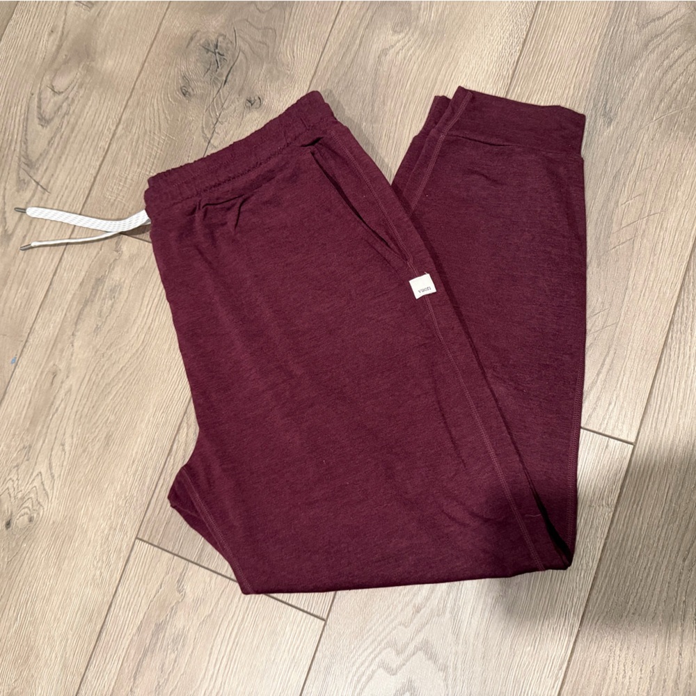 Women's Vuori Performance joggers - size Large, dark maroon heather